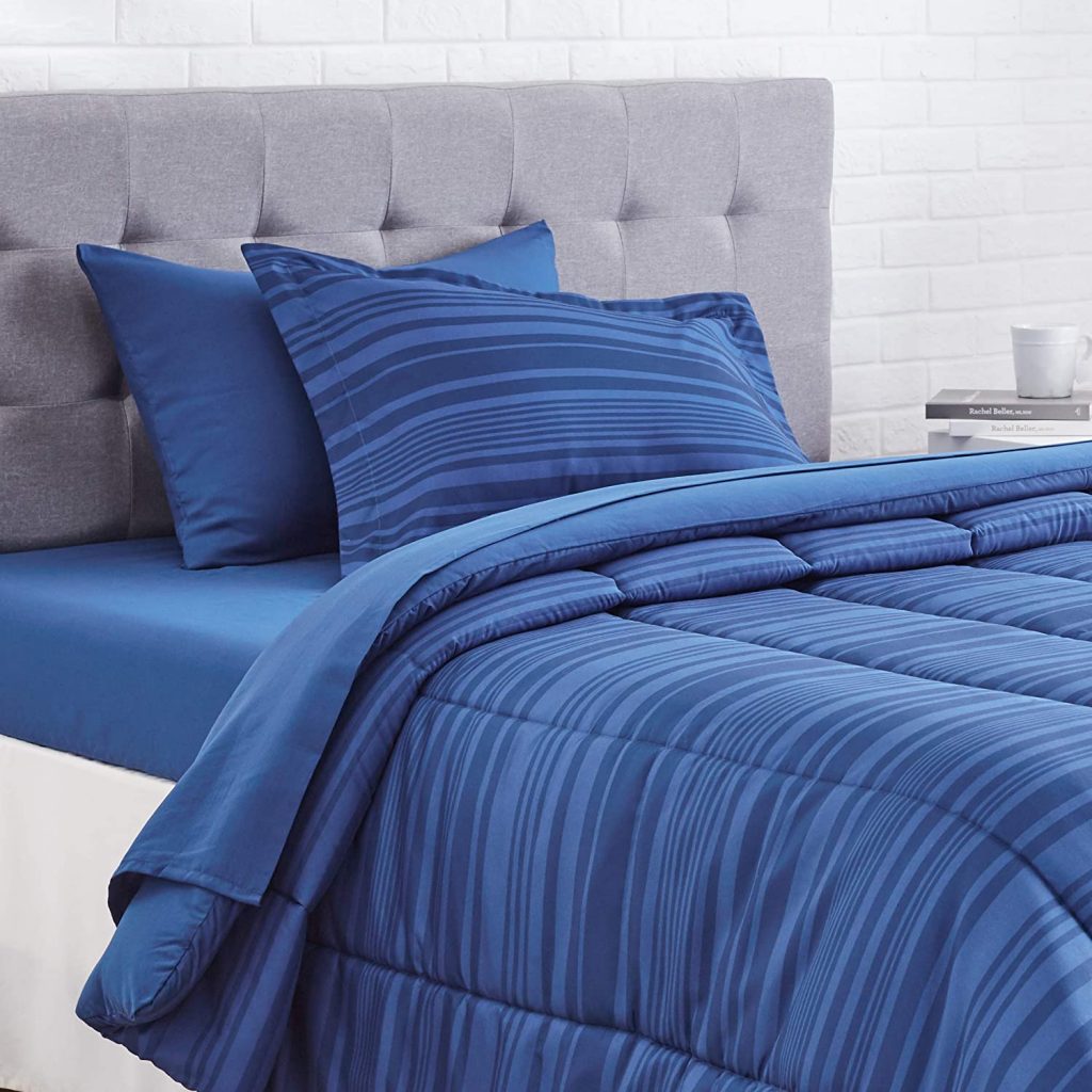 AmazonBasics 5-Piece Light-Weight Microfiber Bed-In-A-Bag Comforter Bedding Set - Twin, Blue Calvin Stripe.