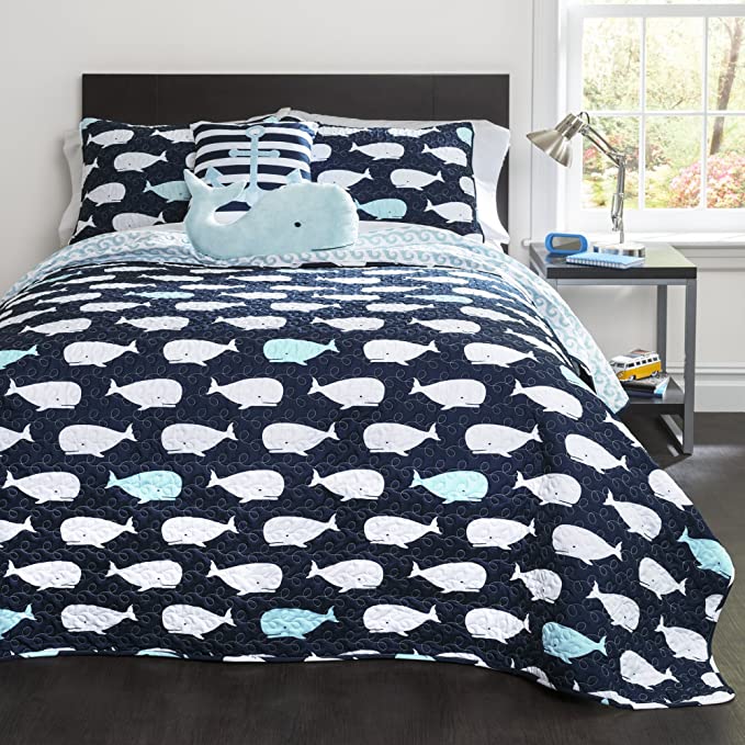 5. Lush Decor Whale Kids Reversible 4 Piece Quilt Bedding Set with Sham and Decorative Throw Pillows, Twin, Navy -Best Quilt Sets.